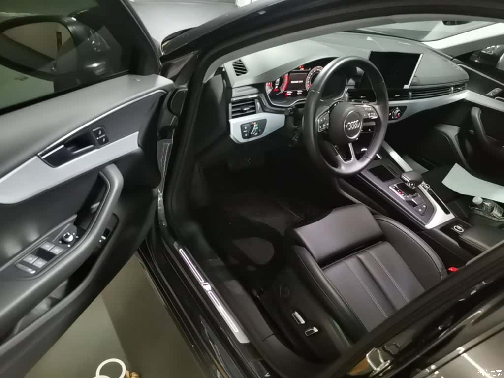 Audi A4L, 2024 23