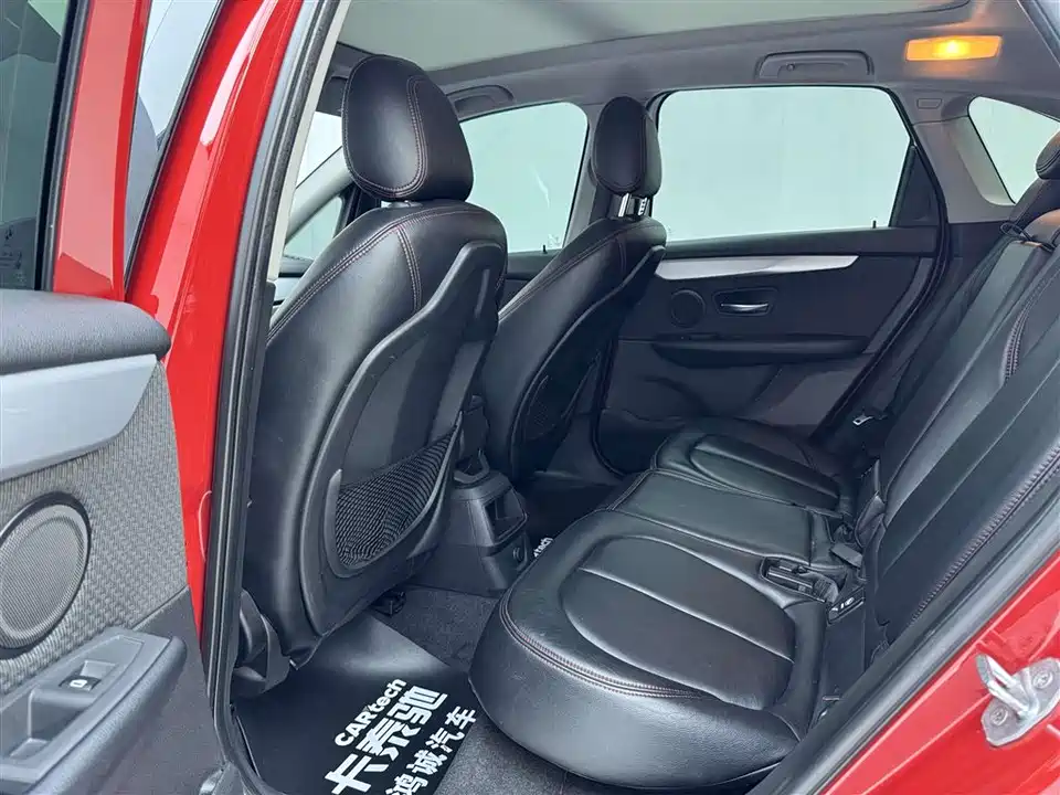 BMW 2 series station wagon