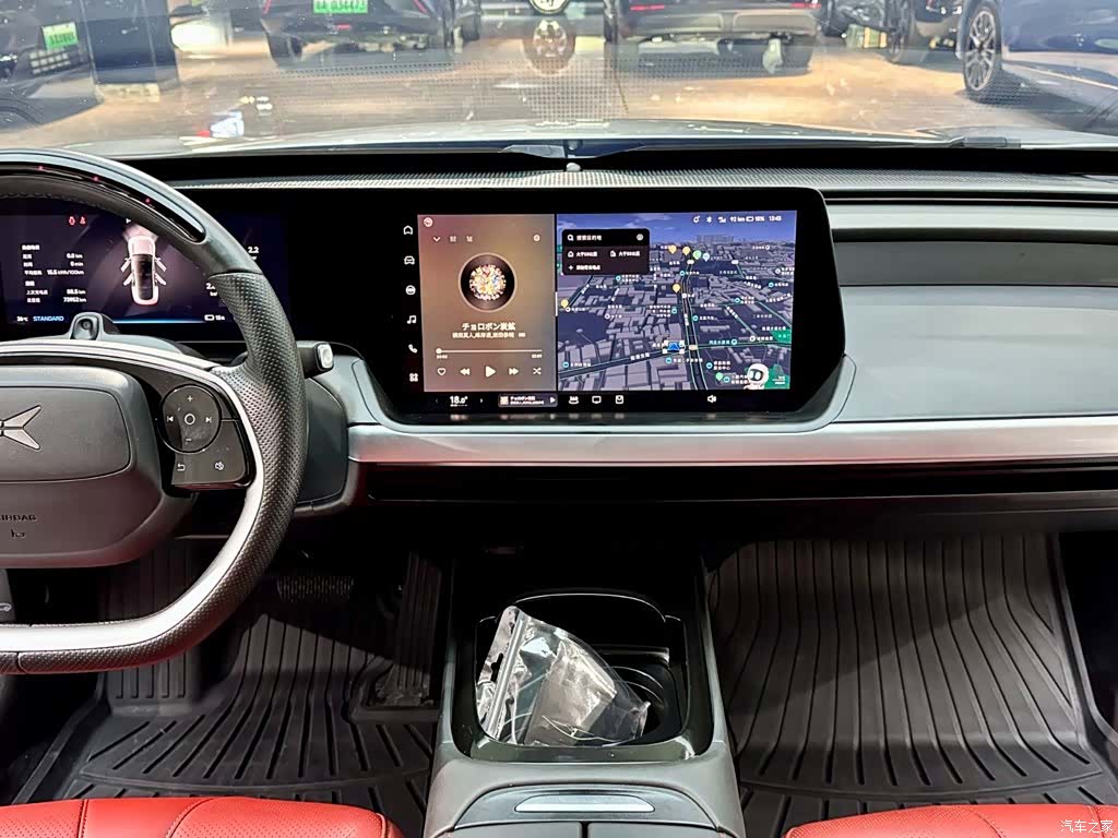 Xpeng P7, 2022 14