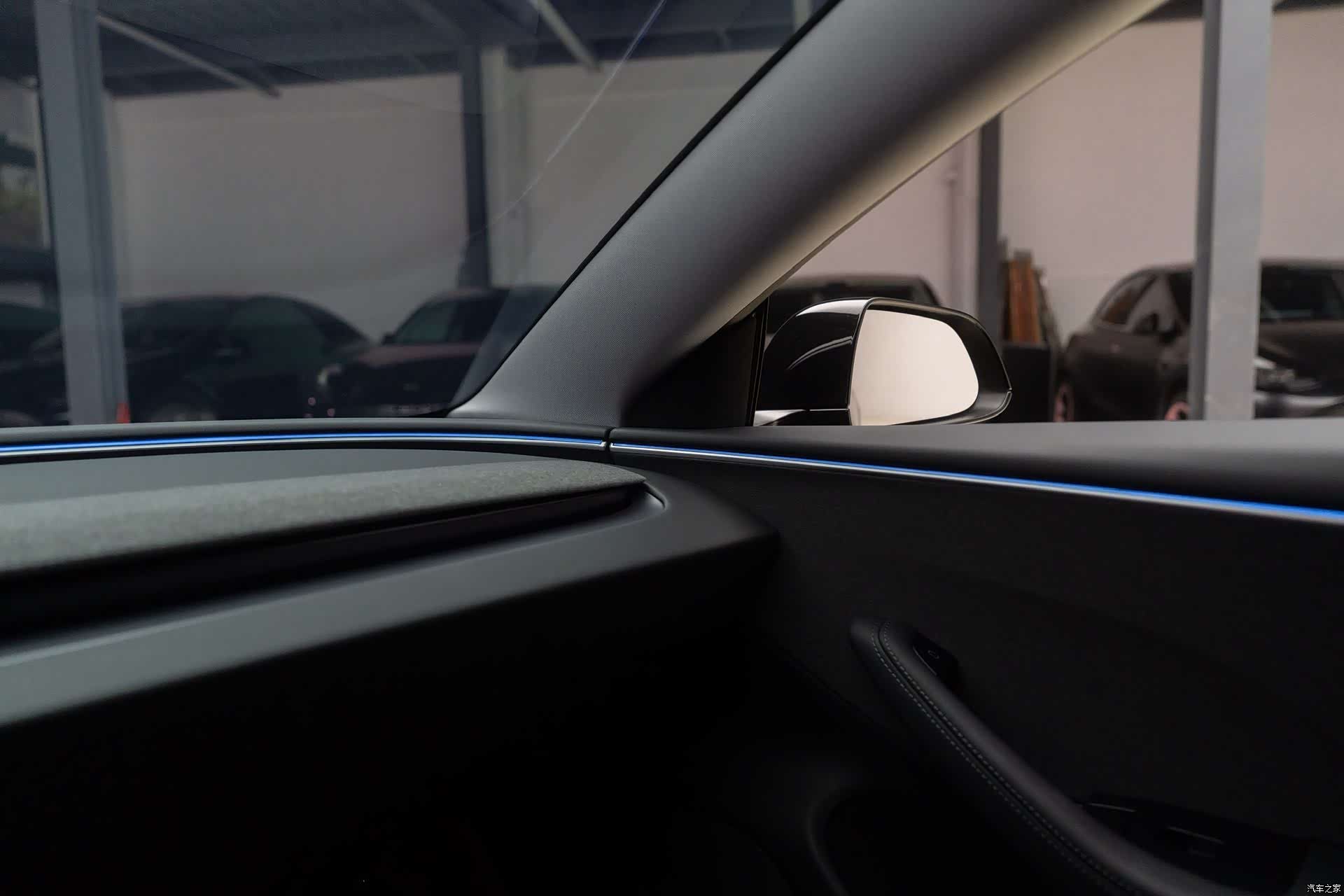 Tesla Model 3, 2023 15