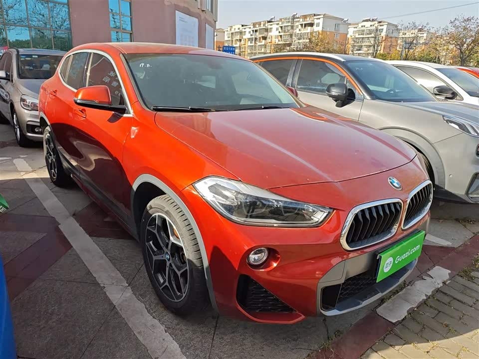 BMW X2