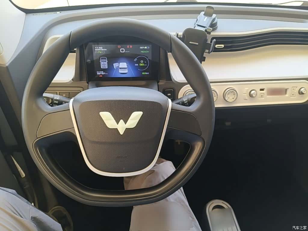 Wuling MINIEV, 2022 11