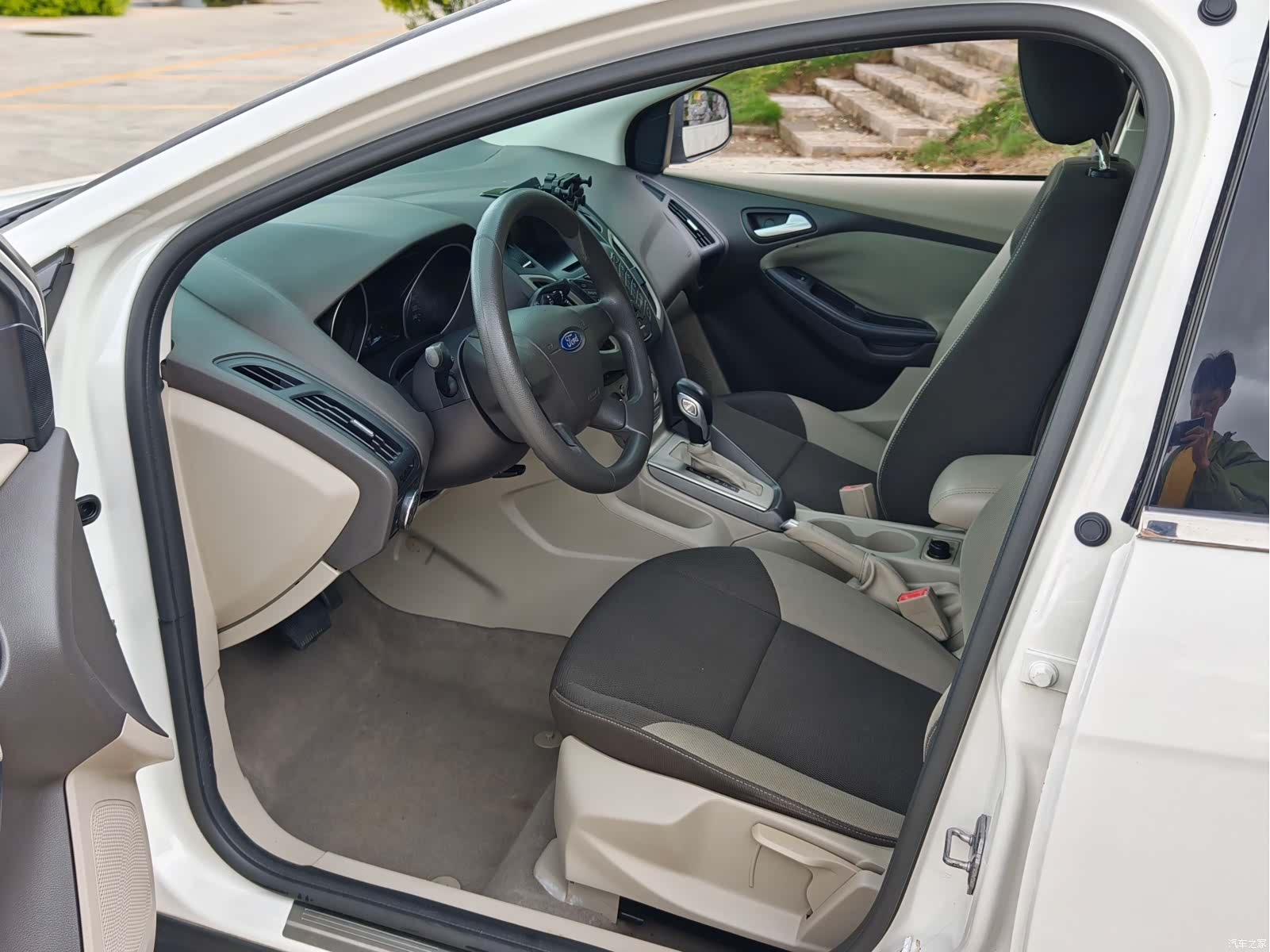 Ford Focus, 2013 все фото