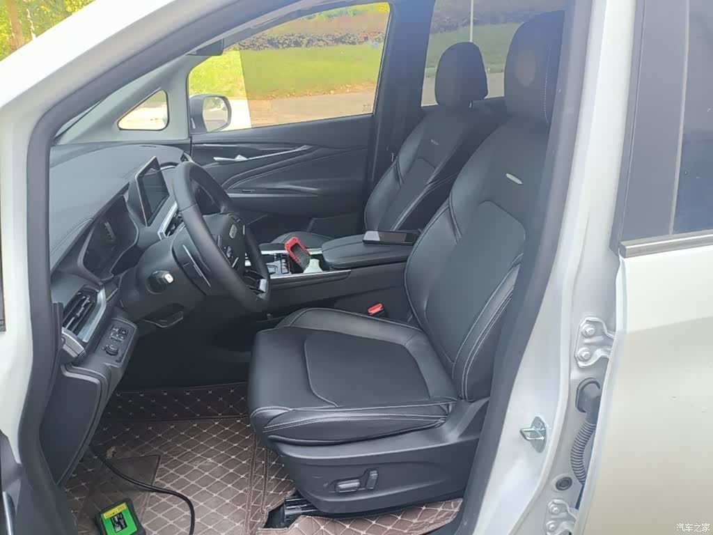 Maxus G50, 2023 15
