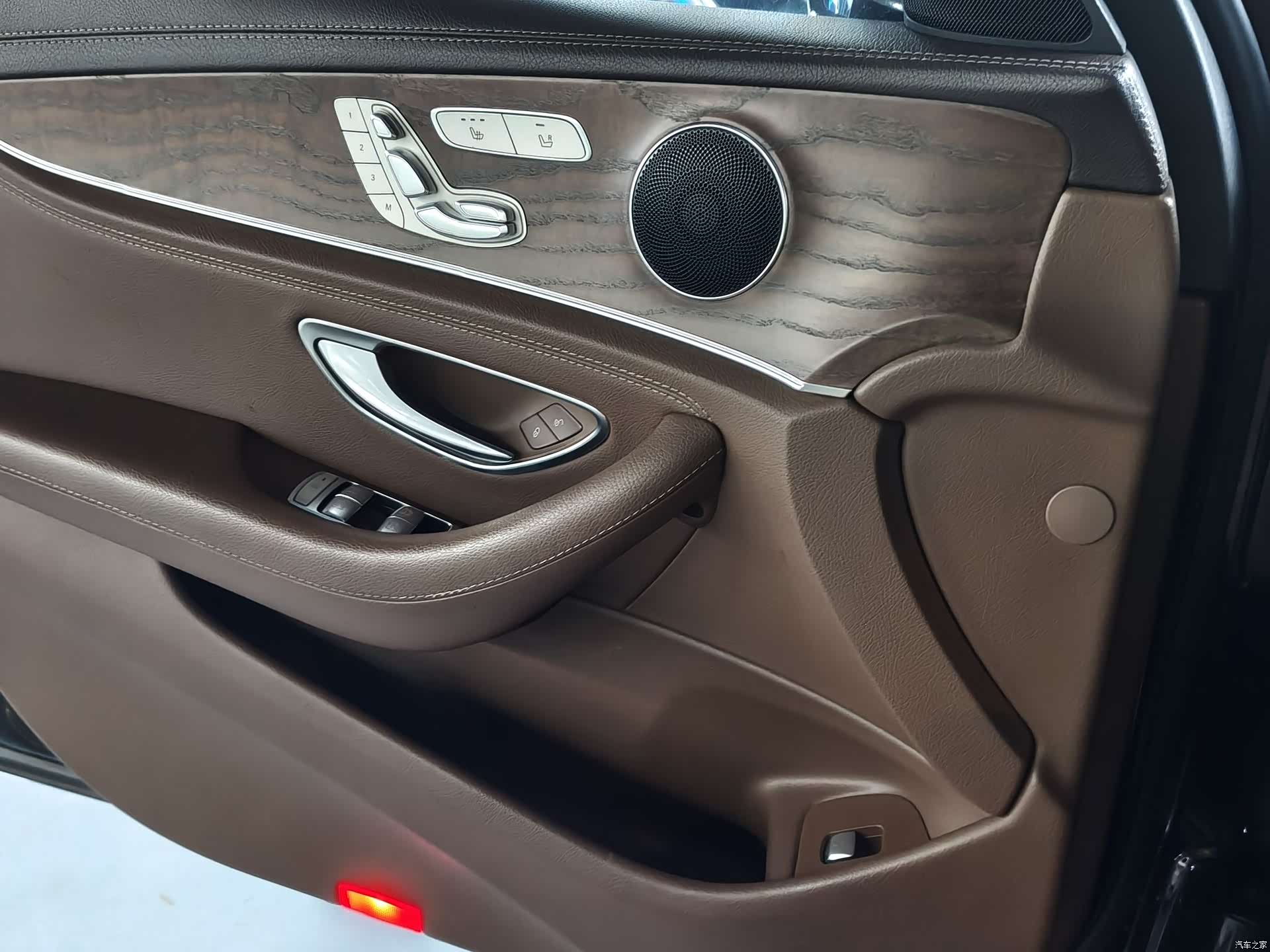 Mercedes-Benz E-Class, 2018 9