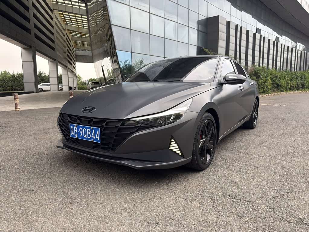 Hyundai Elantra
