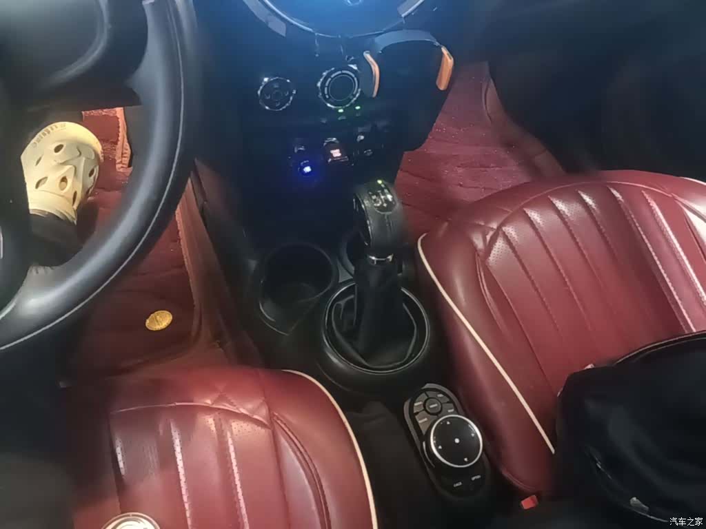 Mini ONE, 2017 14