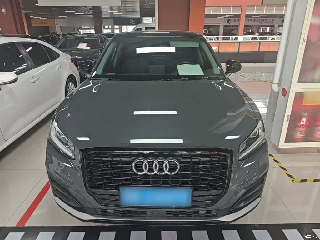 Audi Q2L, 2020 3