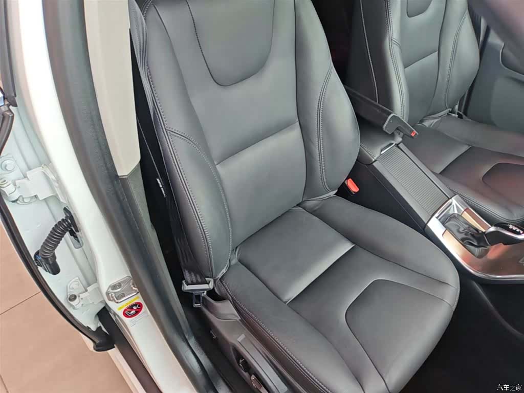Volvo XC60, 2017 25