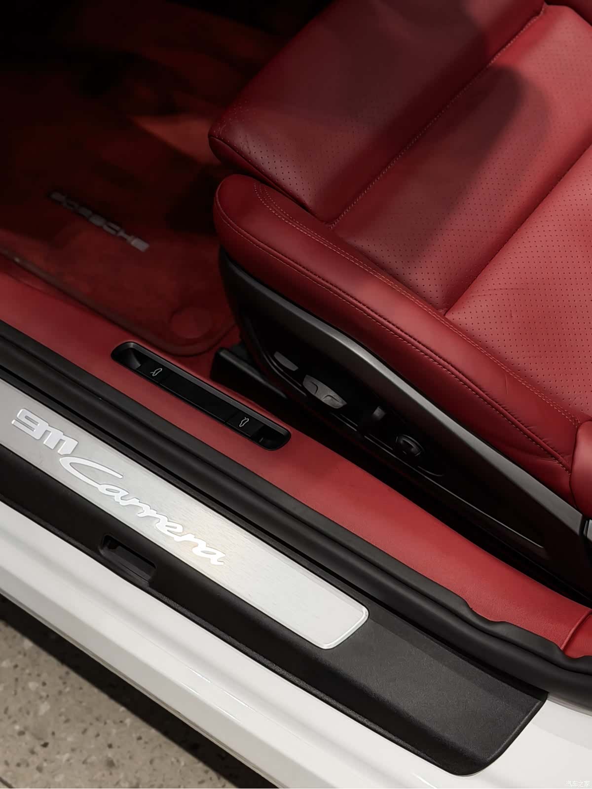 Porsche 911, 2023 12
