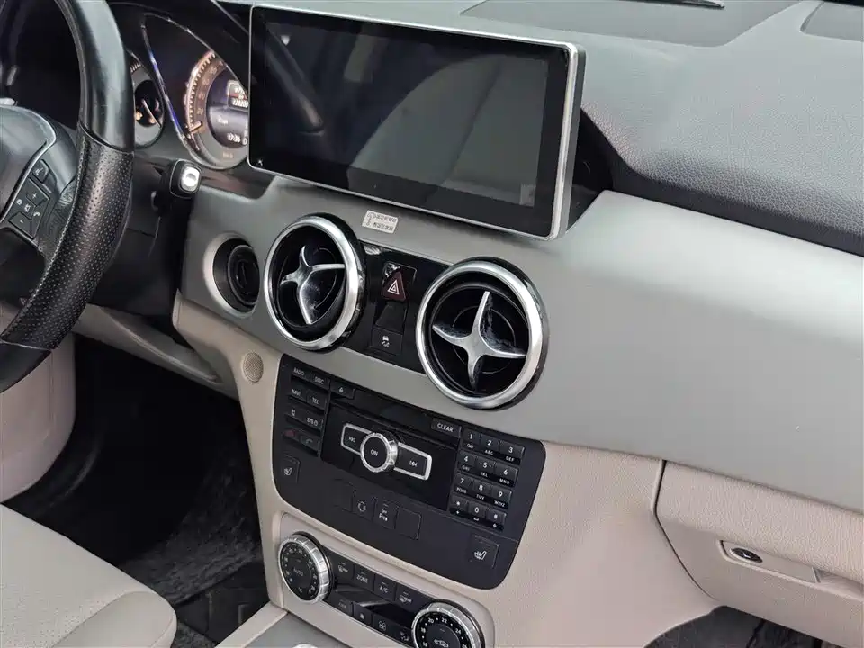 Mercedes-Benz GLK class