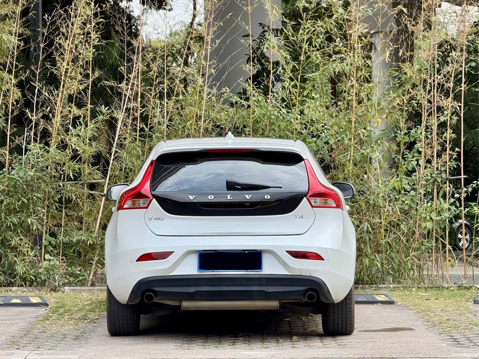 Volvo V40, 2016 24