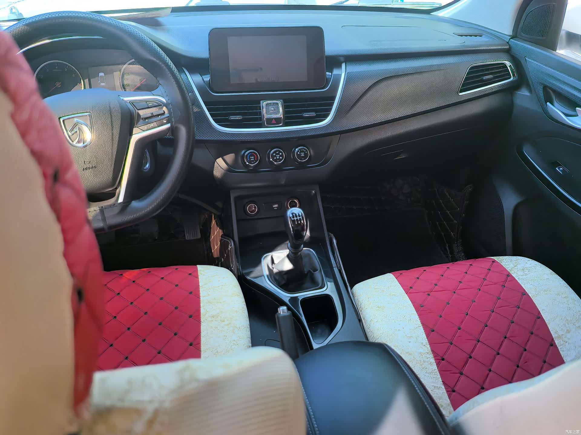 Wuling 730, 2019 8