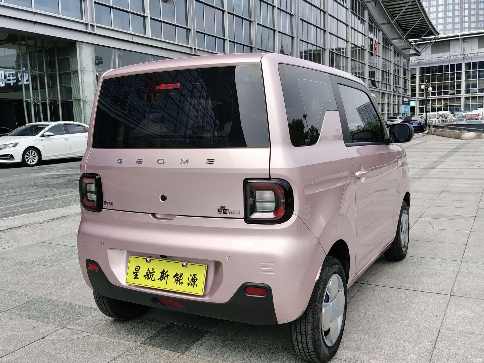 Geely Panda, 2024 все фото