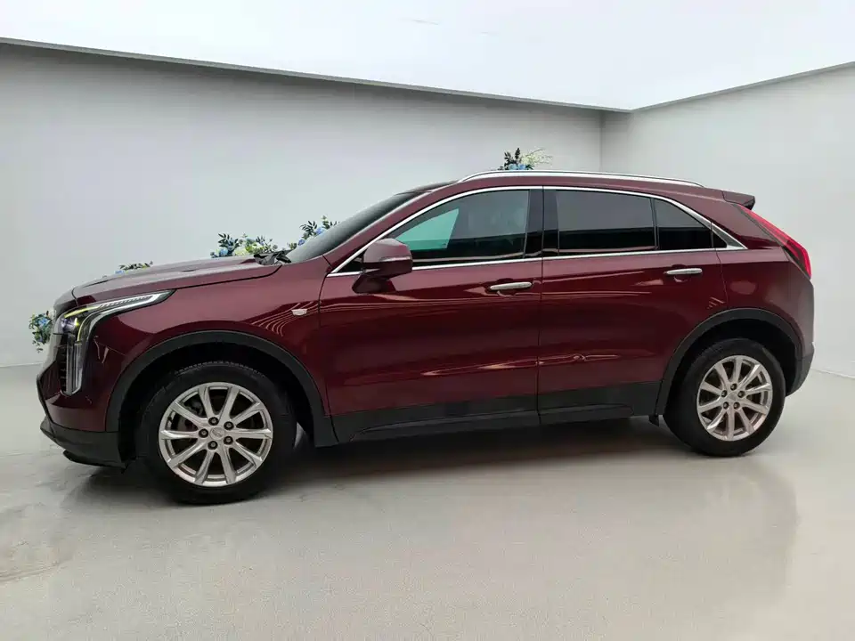 Cadillac XT4