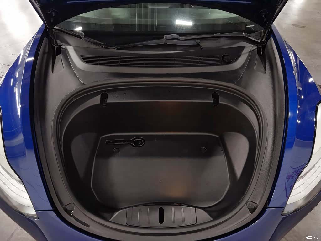 Tesla Model 3, 2020 6