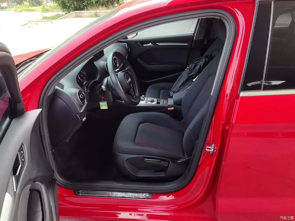 Audi A3, 2018 15