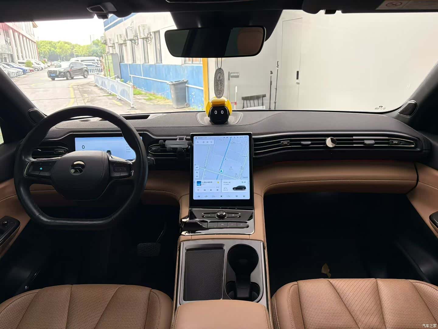 NIO ES8, 2020 11