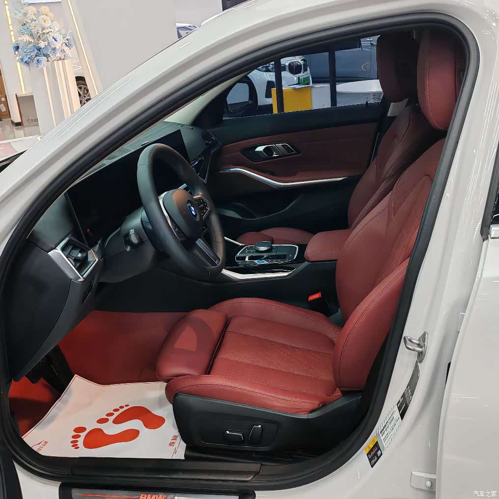 BMW i3, 2023 все фото