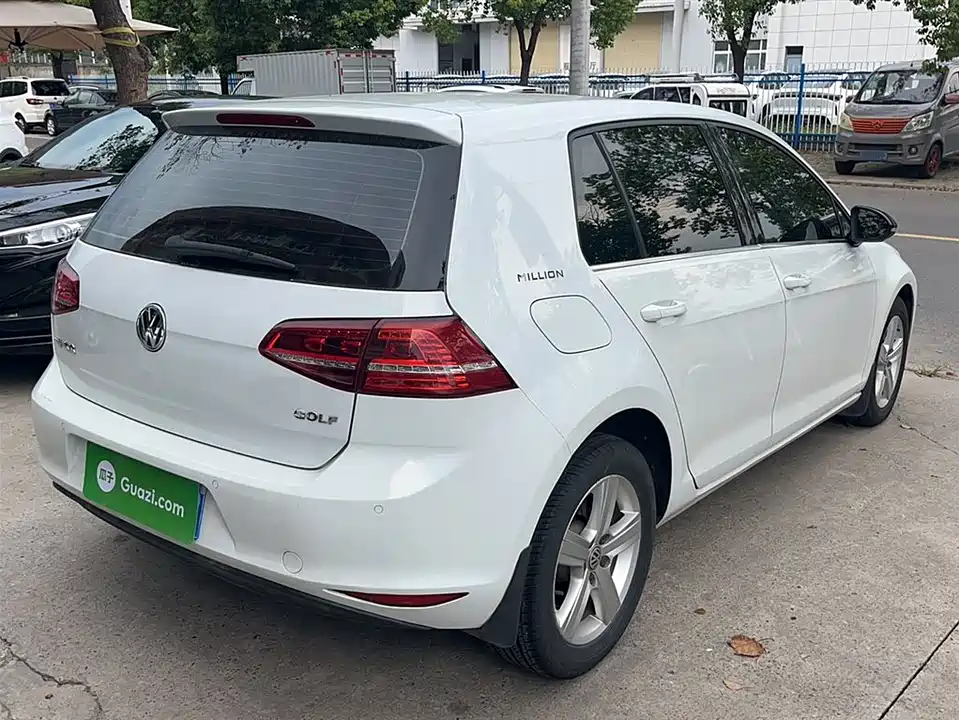 Volkswagen golf