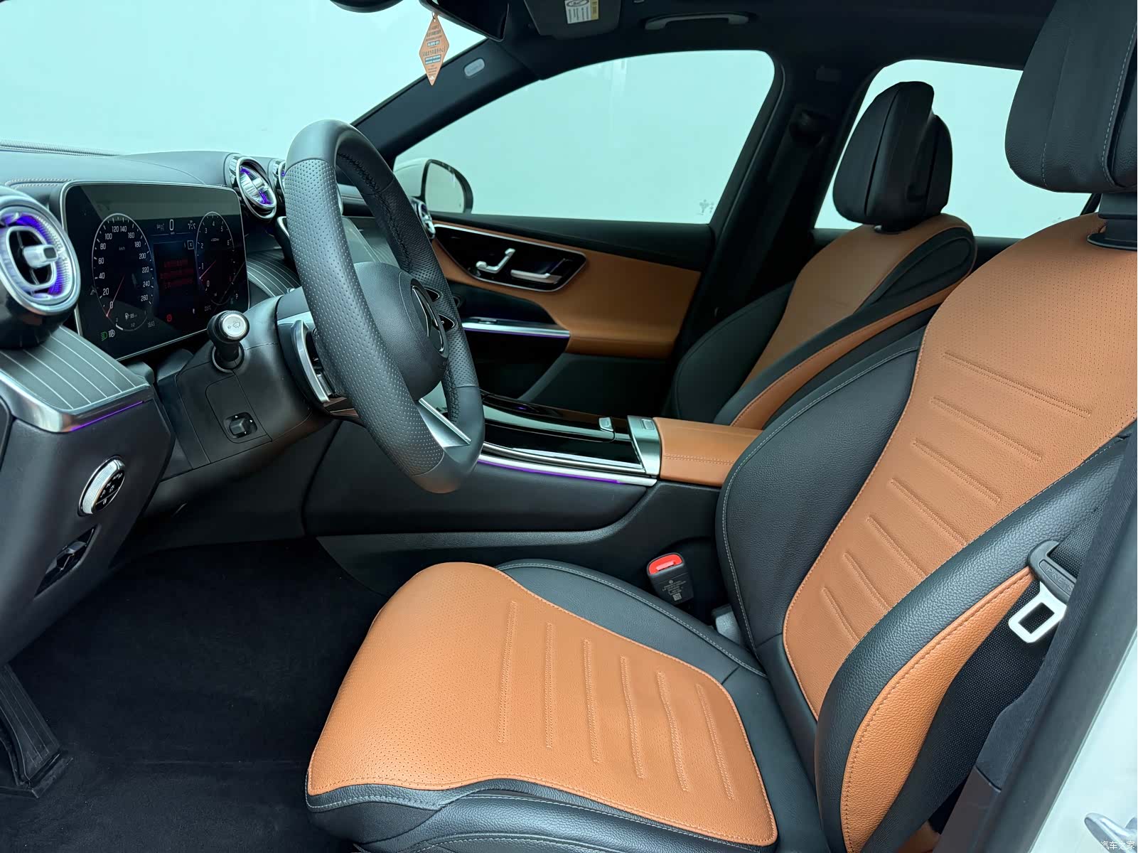 Mercedes-Benz GLC, 2023 15
