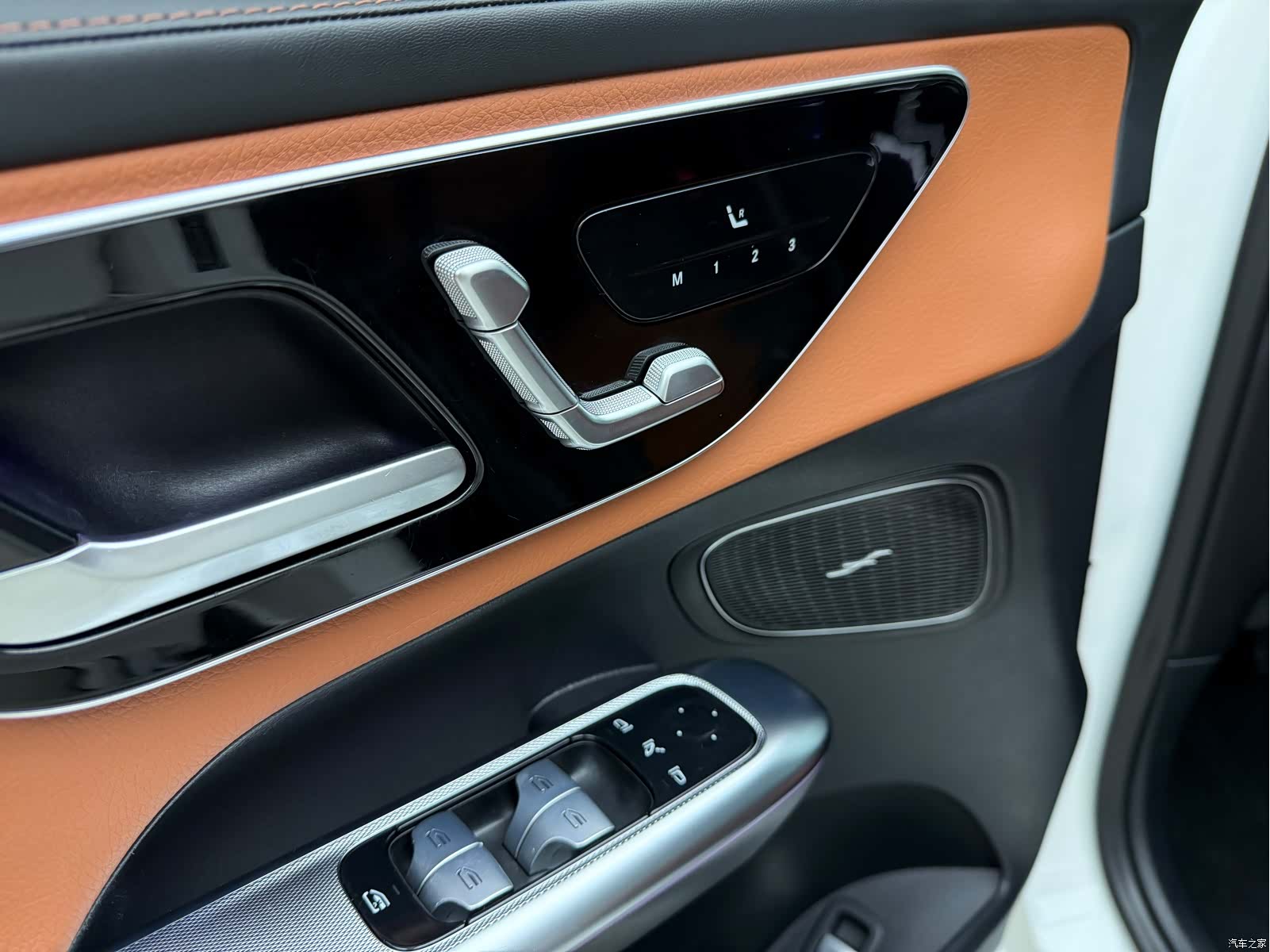 Mercedes-Benz GLC, 2023 12