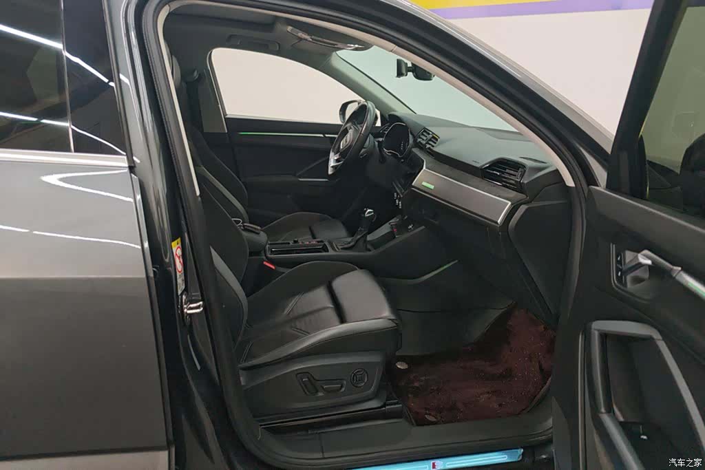 Audi Q3, 2021 8