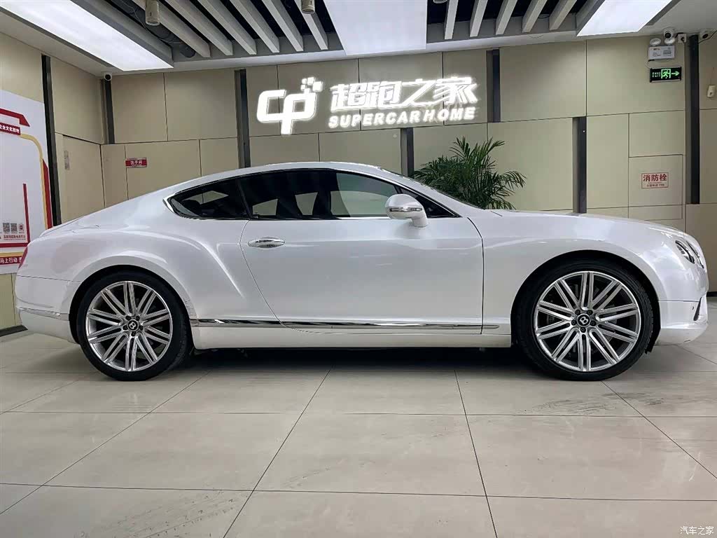 Bentley Continental GT, 2017 4