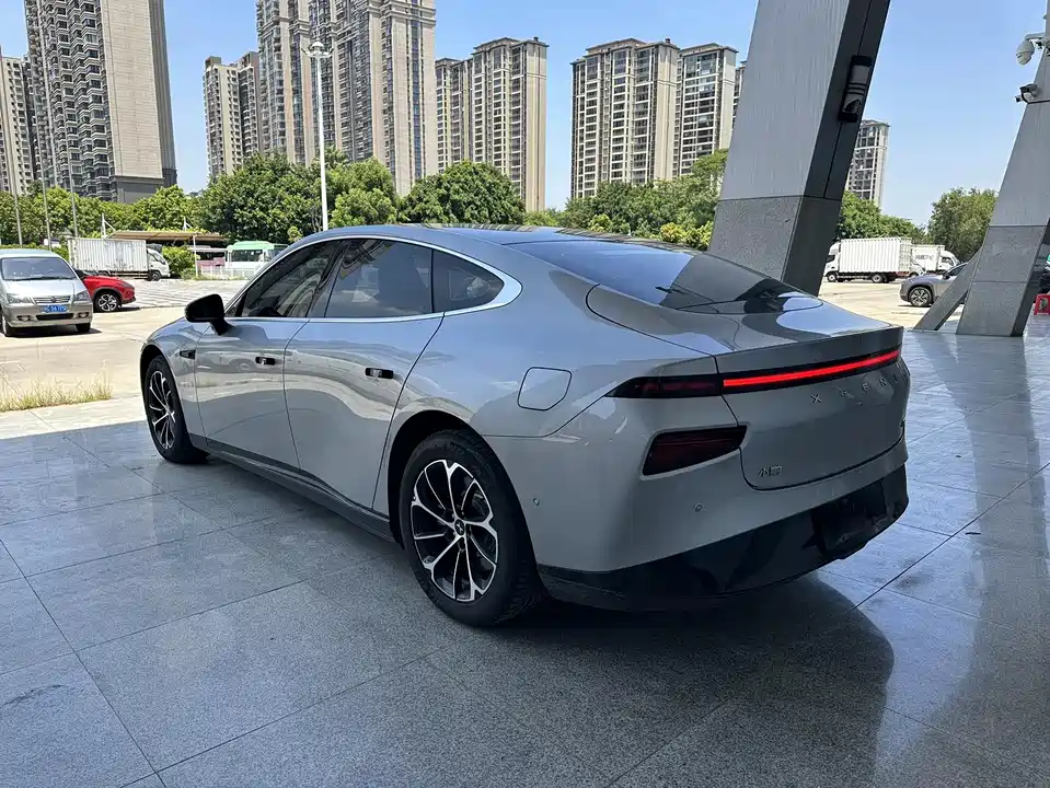 XPENG P7