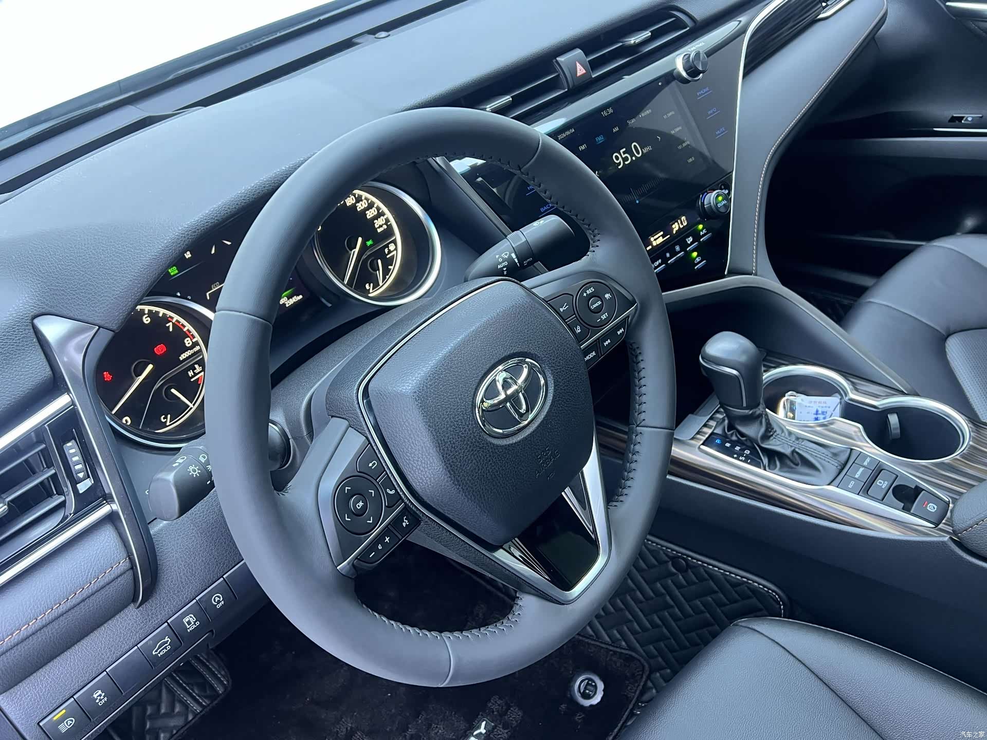 Toyota Camry, 2021 17