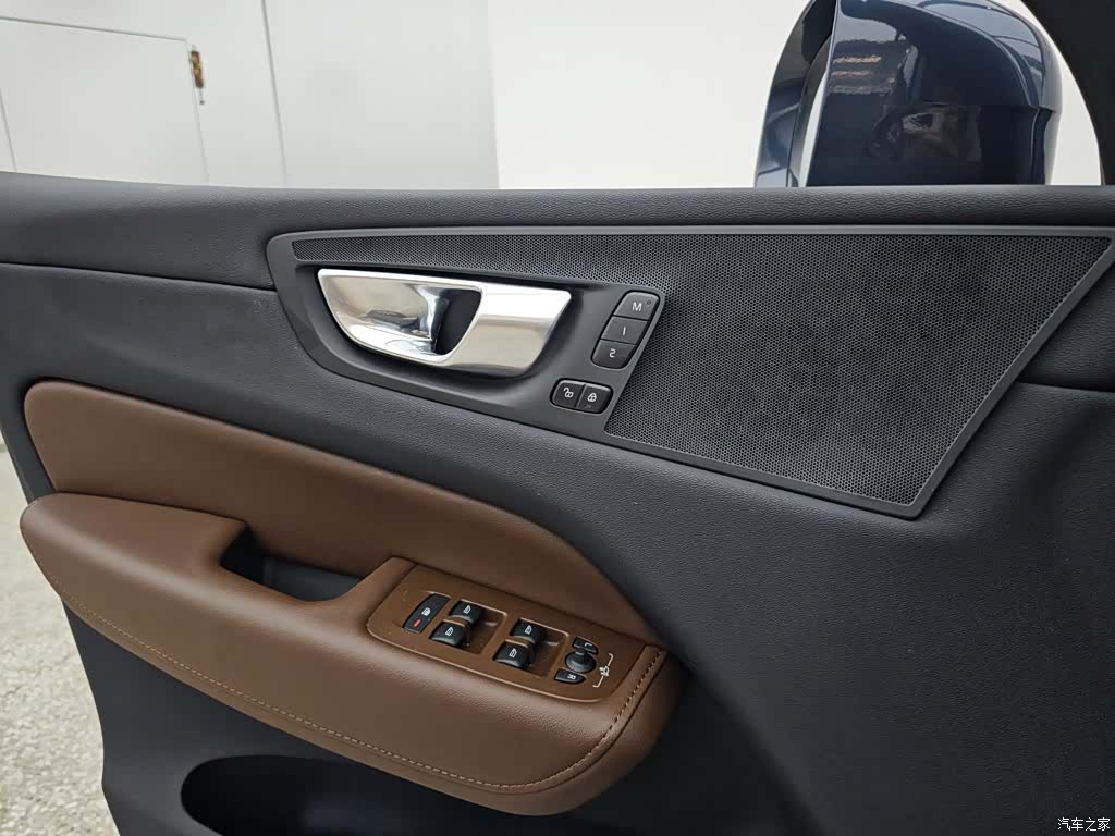 Volvo XC60, 2023 8