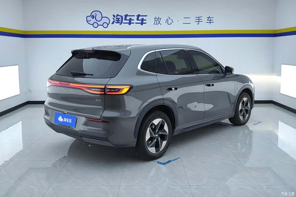 Geely Galaxy E5, 2025 3