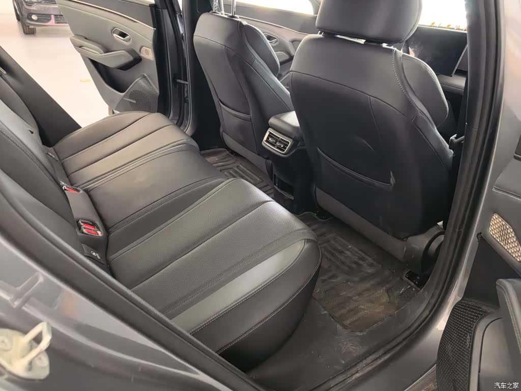BYD Qin, 2024 15