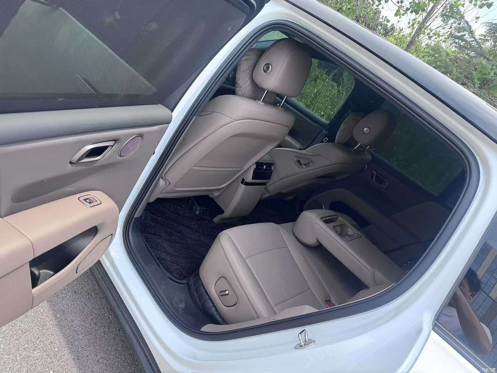 Li Auto i6, 2026 13