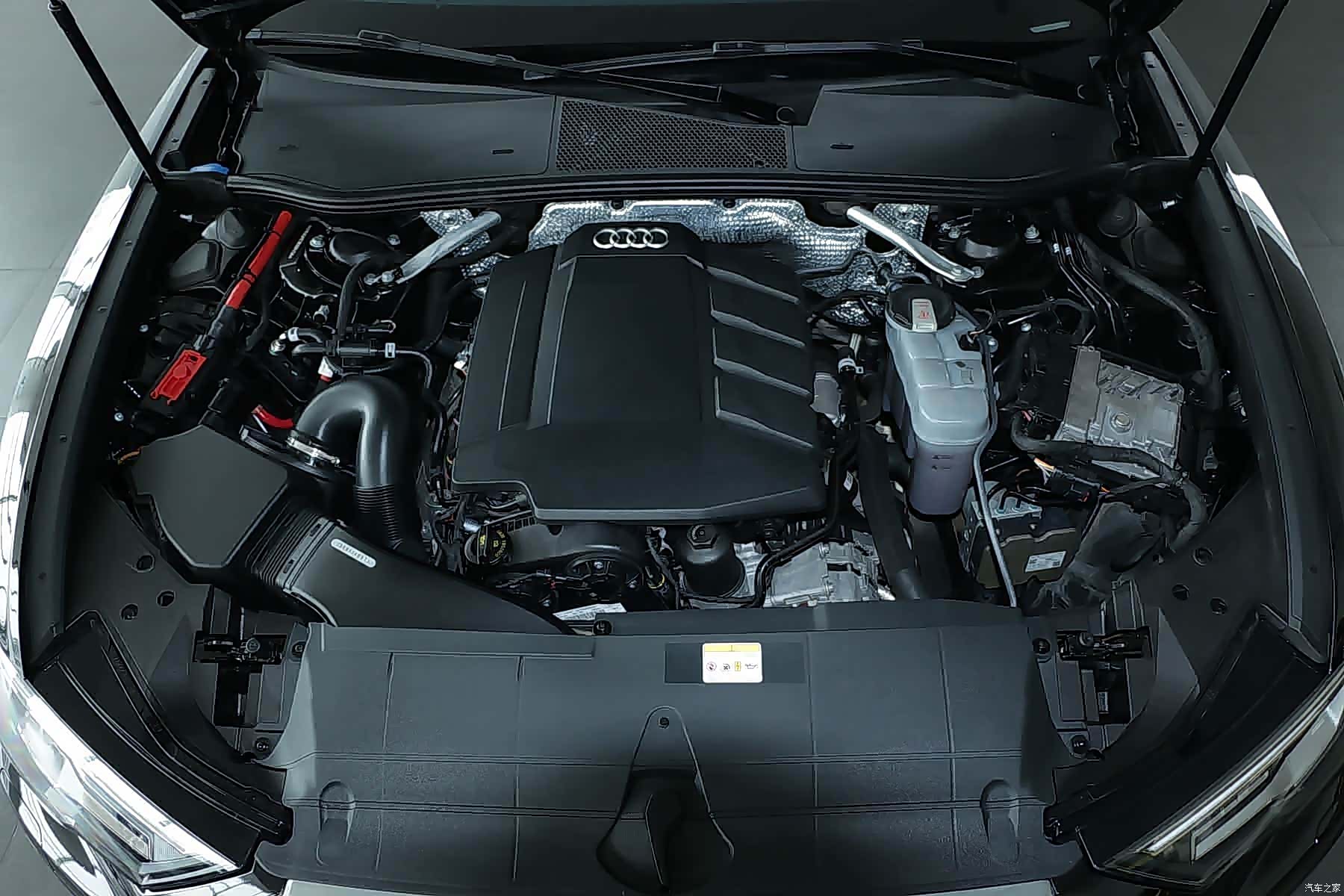 Audi A6L, 2022 9