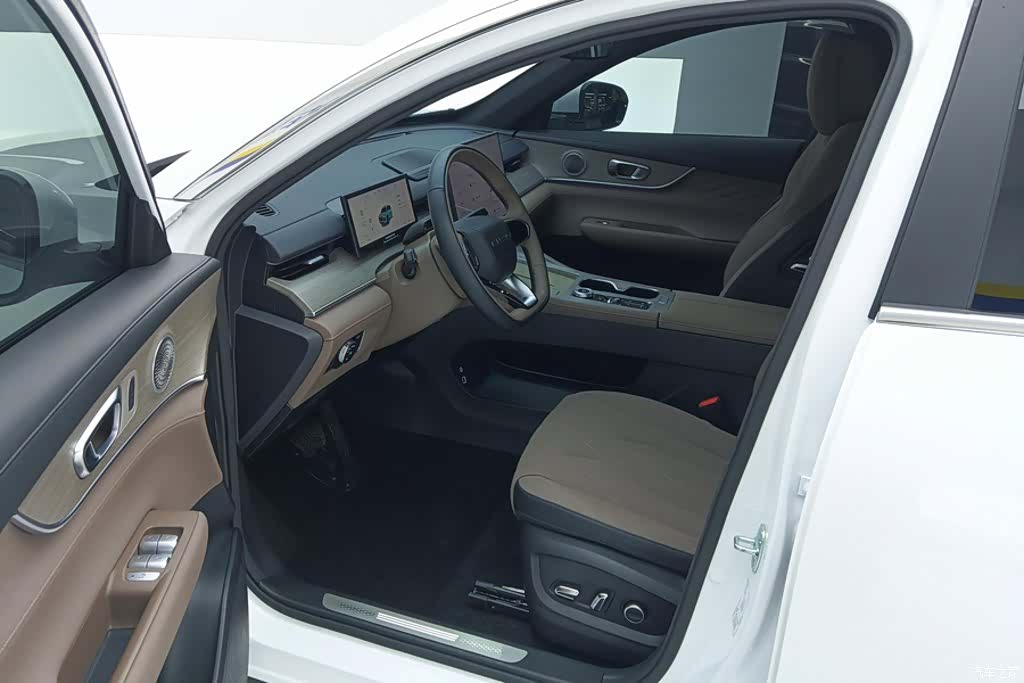 Chery Tiggo 8 Plus, 2024 9