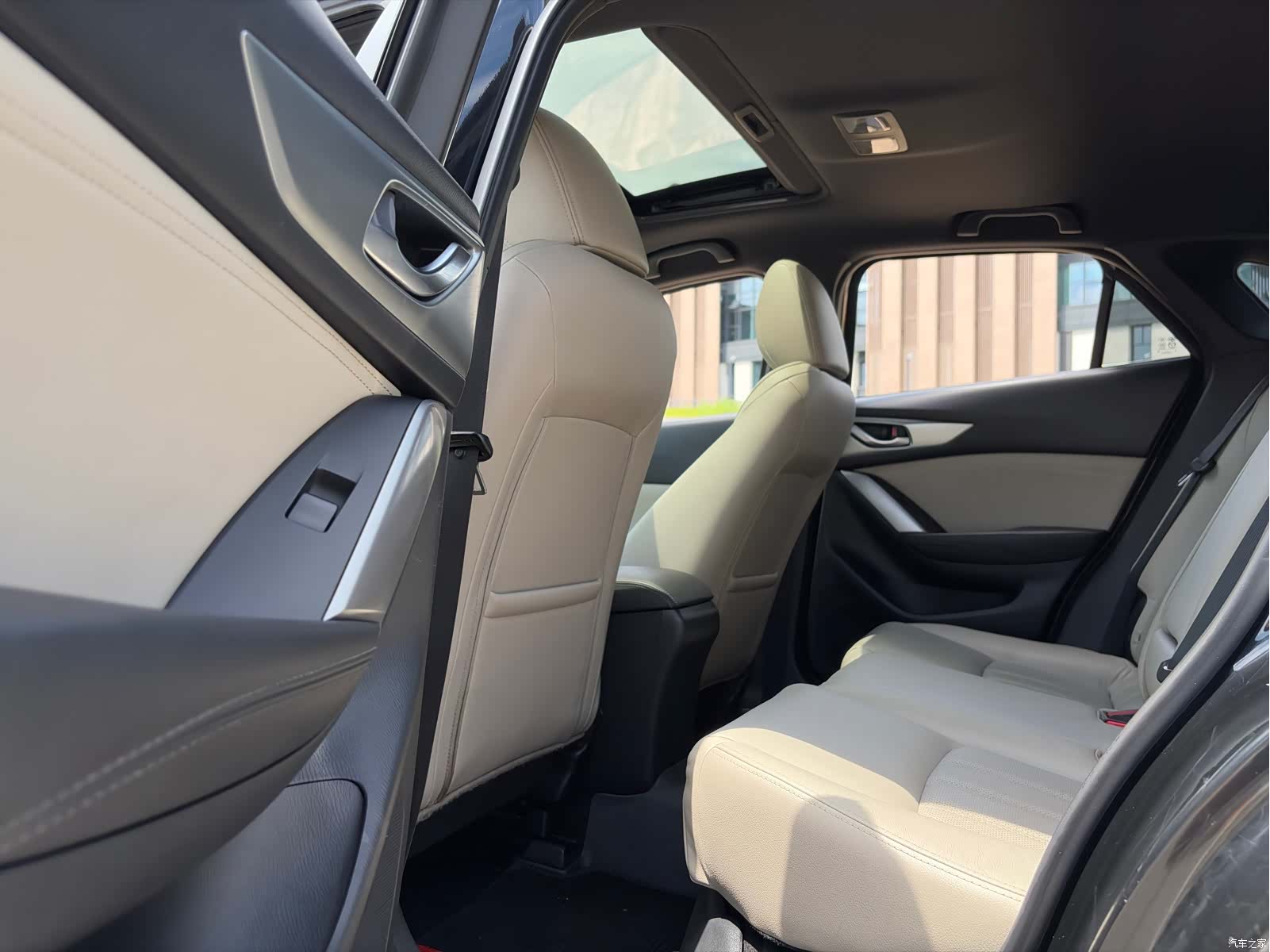 Mazda CX-4, 2016 8