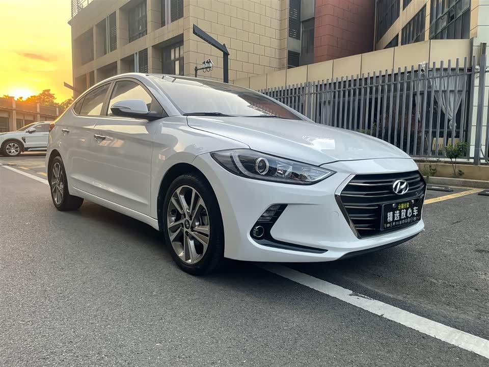 Hyundai Lead