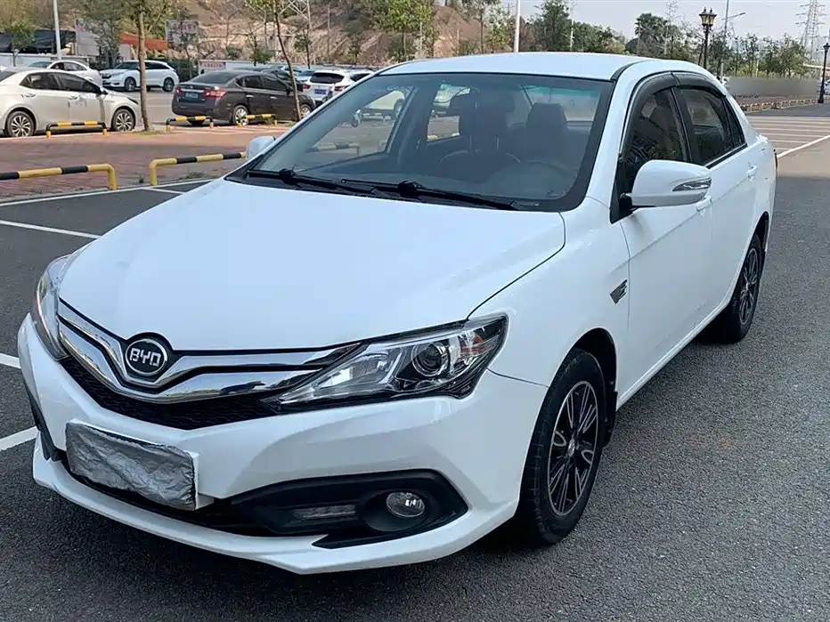 BYD F3