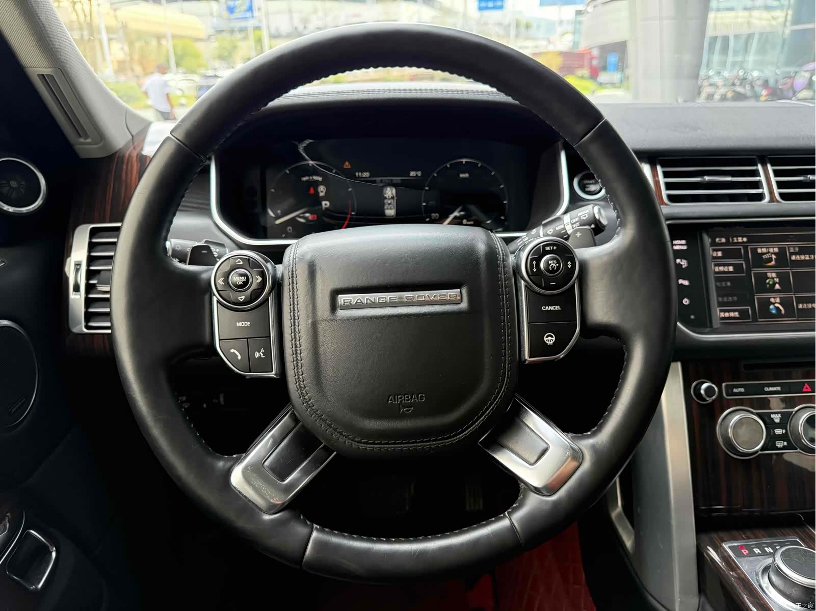 Land Rover Range Rover, 2015 12