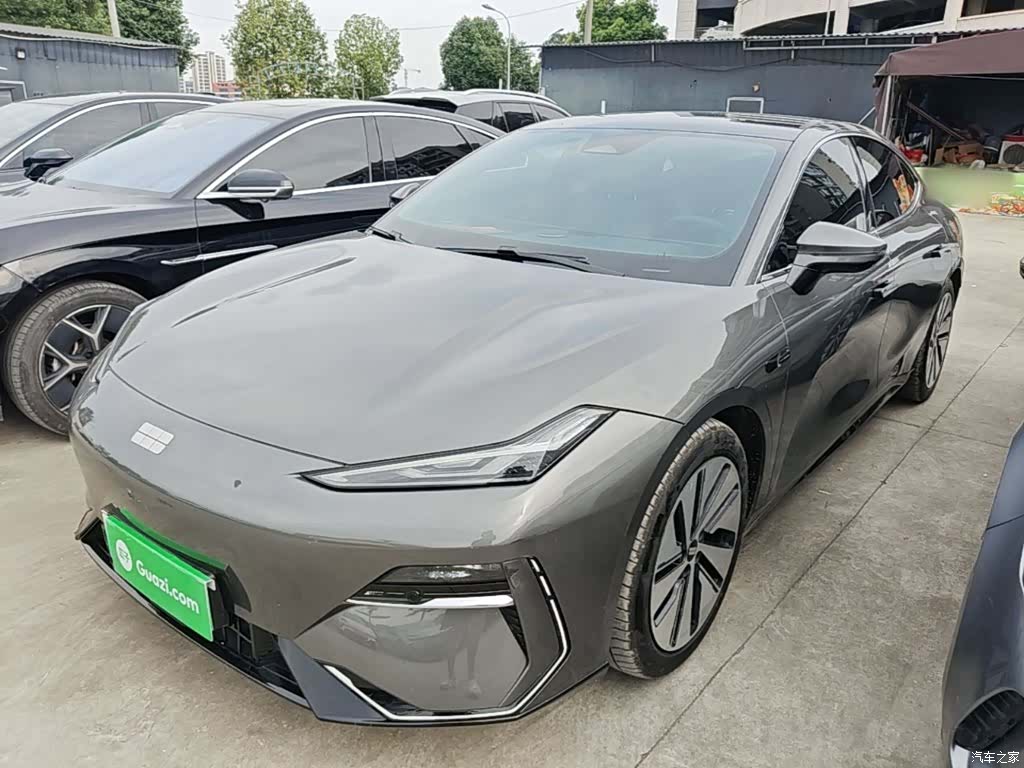 Geely E8, 2024 2