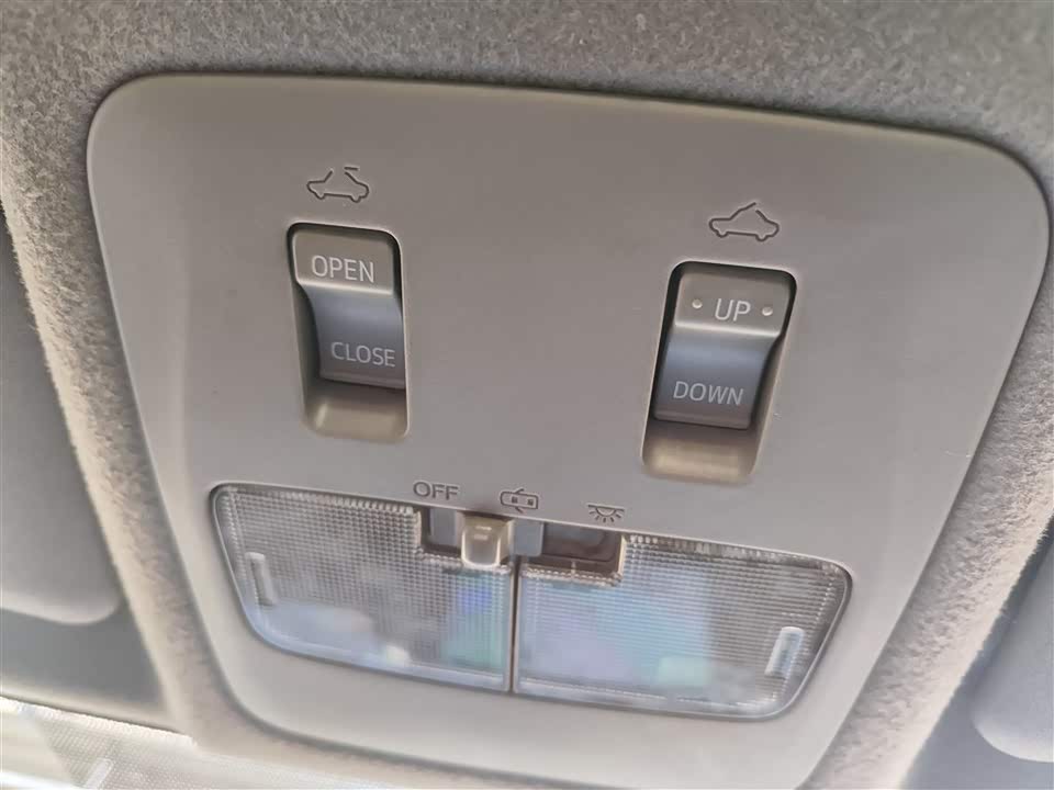 Toyota YARiS L Zhixuan