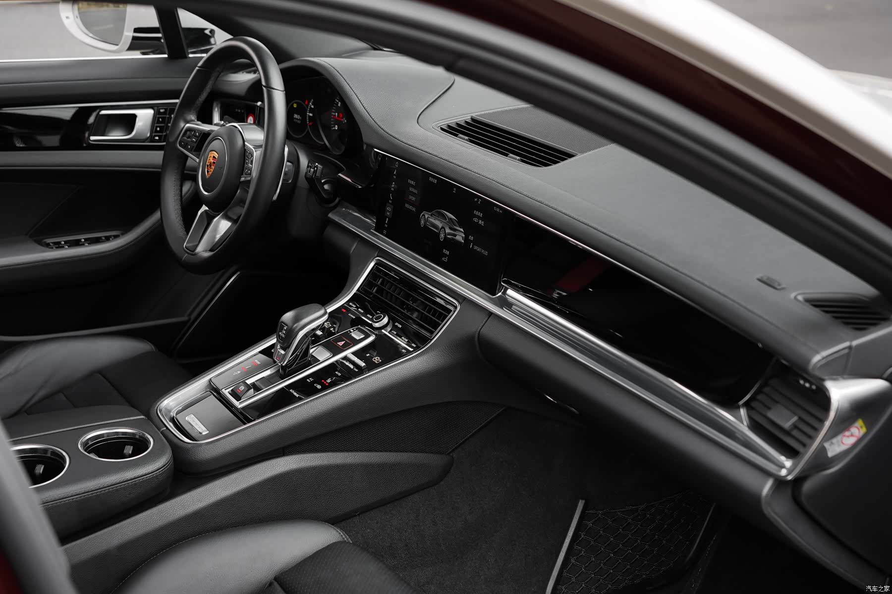 Porsche Panamera, 2018 8