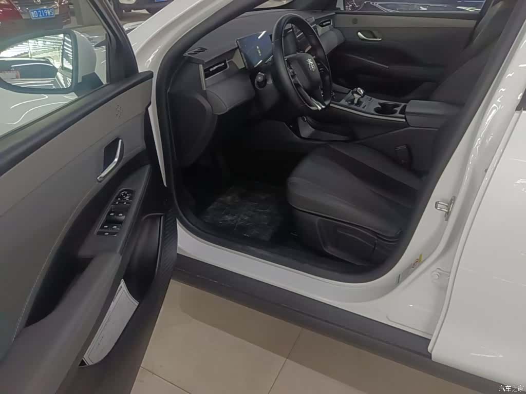 BYD Qin, 2025 16