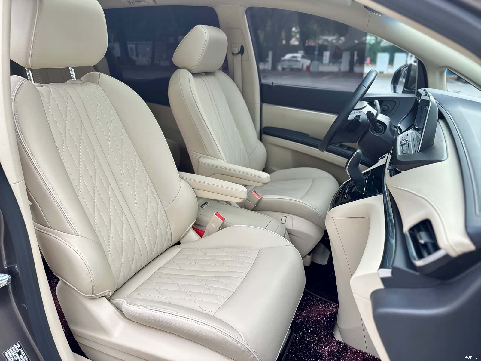 Buick GL8, 2023 39