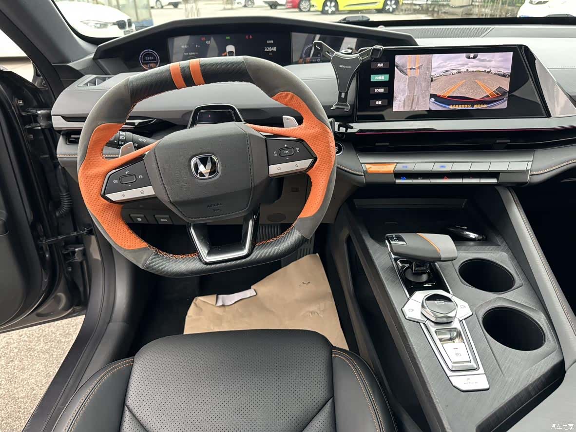 Changan UNI-V, 2022 11
