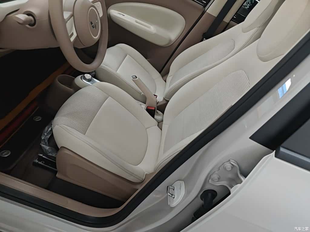 Wuling MINIEV, 2025 15