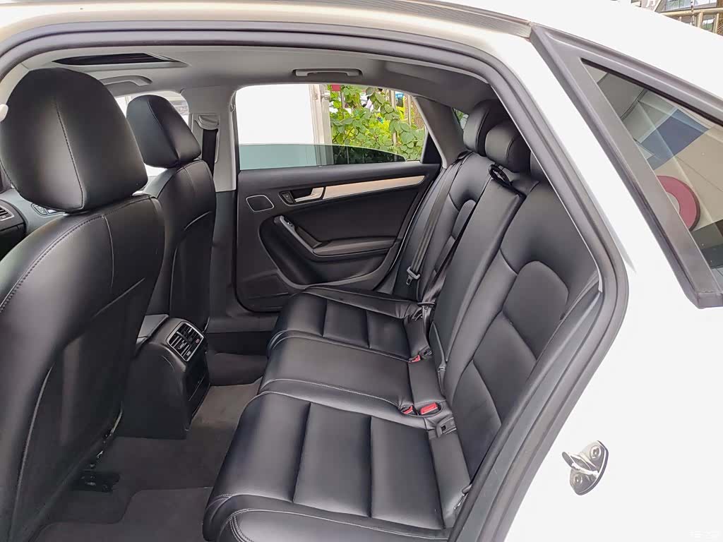 Audi A4L, 2015 8