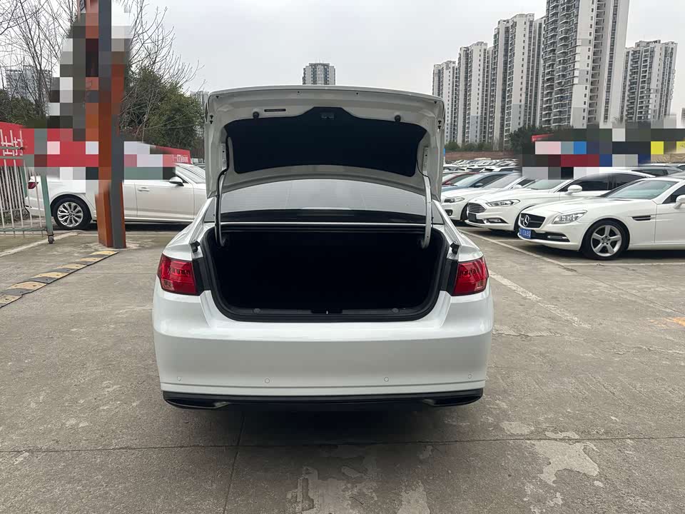 Geely Emgrand GL