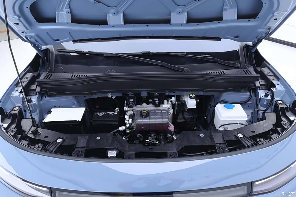 Leapmotor B10, 2025 10